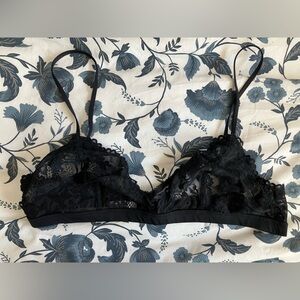 Savage X Fenty Floral Lace and Mesh Bralette in Black Caviar
